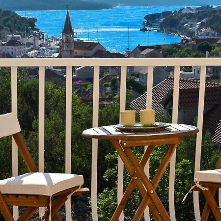 Dream Apartment Milna Милна Экстерьер фото