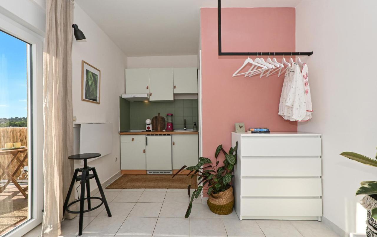 Dream Apartment Milna Милна Экстерьер фото